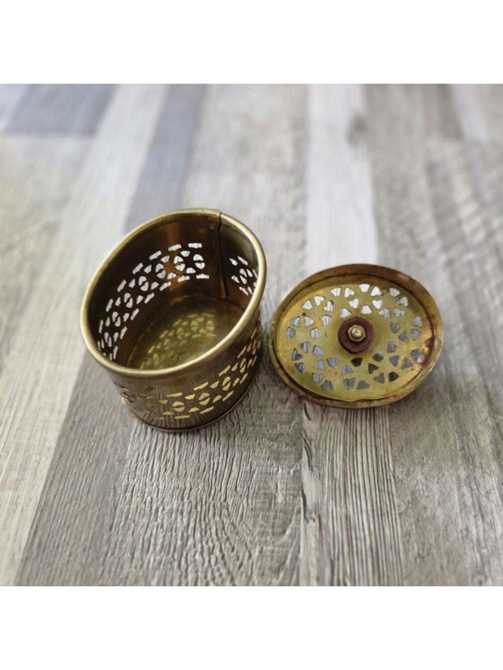 Brass Trinket Box Pierced Lattice Incense Holder Vintage CatchallBoho 2.75" - Picture 6 of 14